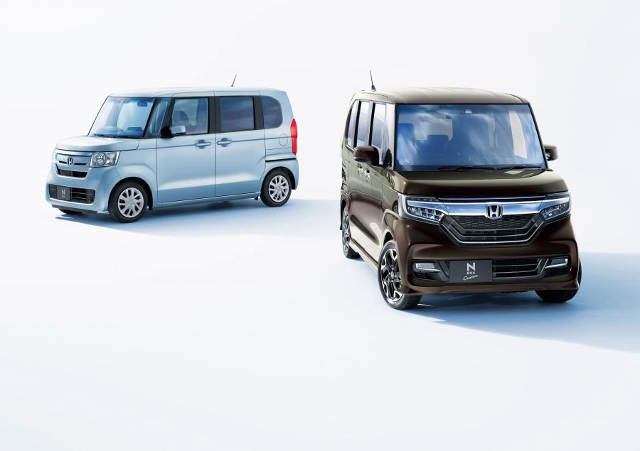  Honda N Box Custom 2017 года  (фото 12 из 14)